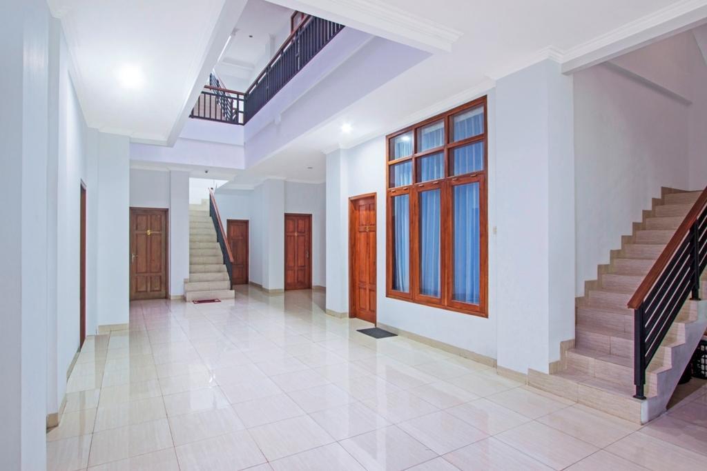 Reddoorz @ Plemburan Sleman (Yogyakarta) Exterior foto